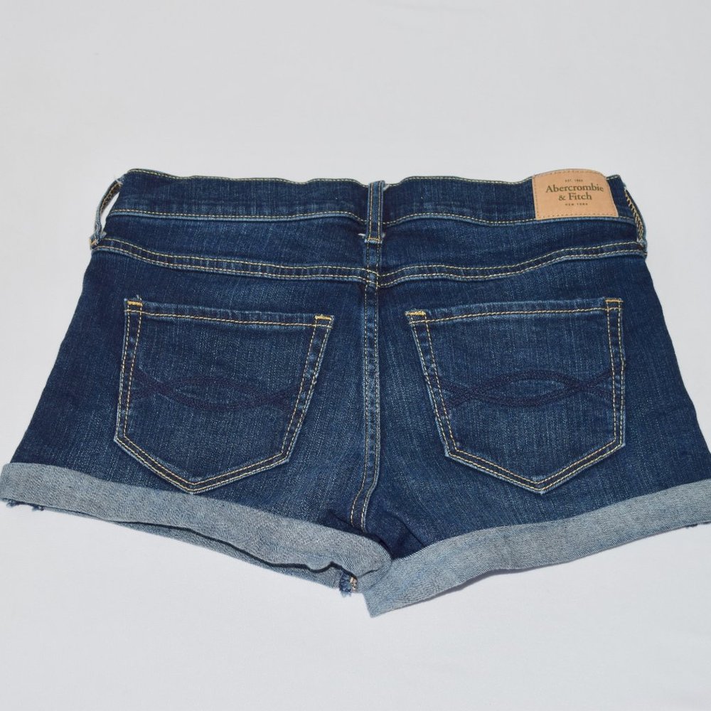 Abercrombie & Fitch Cuffed Denim Jean Shorts - Size 2 - 26 Waist - Picture 2 of 10
